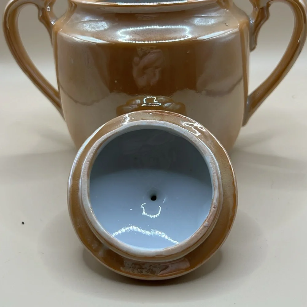 Vintage Peach Lusterware Tea Pot and Sugar Bowl Made in‎ Japan